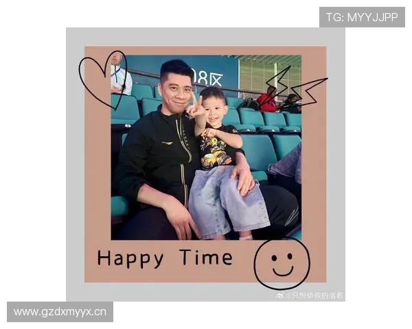 刷到傅海峰周末生活照，赛场上铁血硬汉和他家那张随意餐桌的反差，真有点看明星八卦的感觉