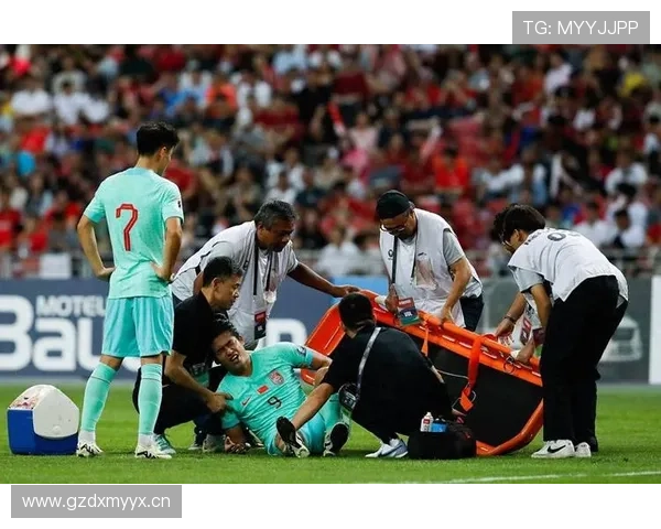 张玉宁赛后像邻家大哥，回家厨房那台咖啡机价格直接让我怀疑人生